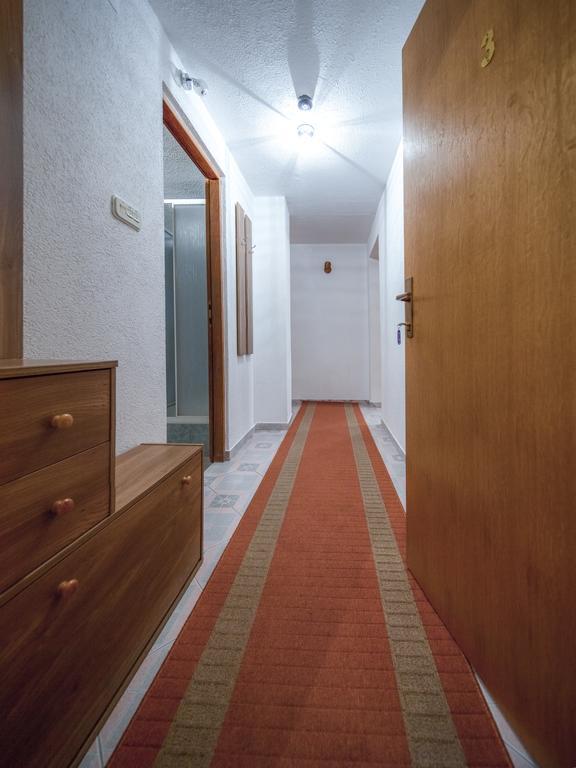 Apartment And Rooms Aracic โคเรนนิซา ห้อง รูปภาพ